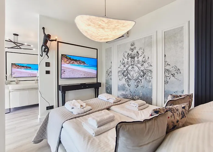 דירה Wave - Black Swan -